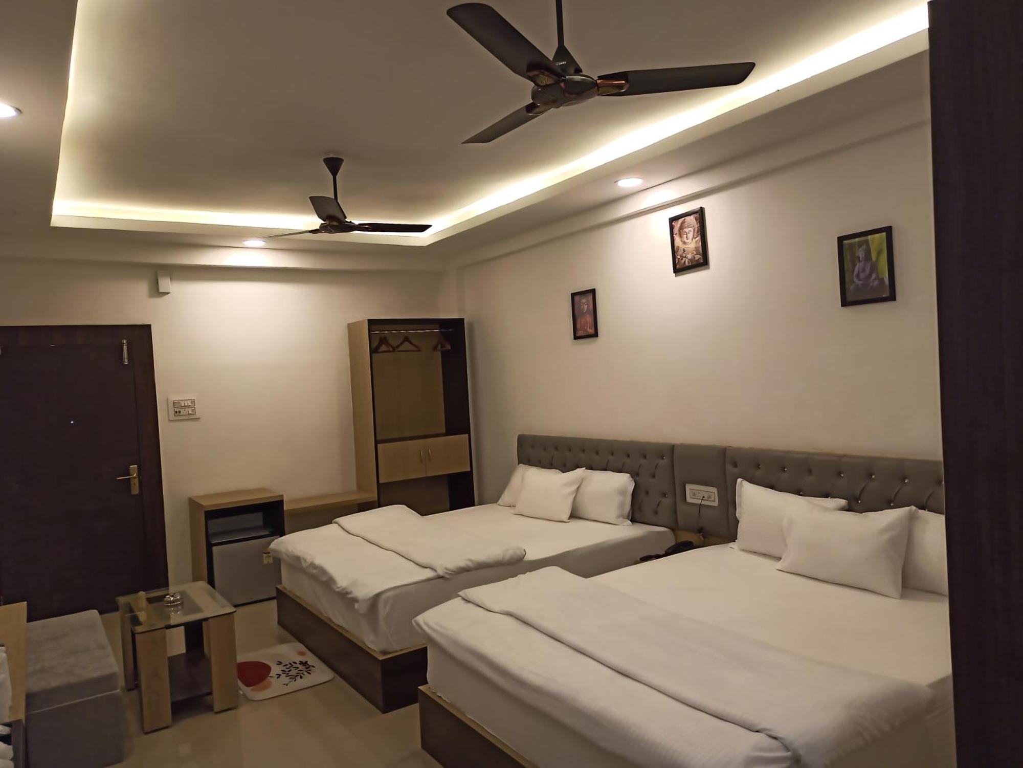 Gods County Hotels & Resorts Tarapith Exterior foto
